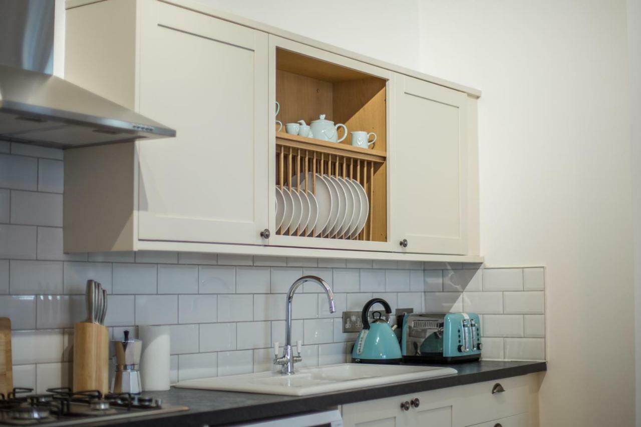 Stylish Apartment Close To Gloucester Quays & Docks Dış mekan fotoğraf