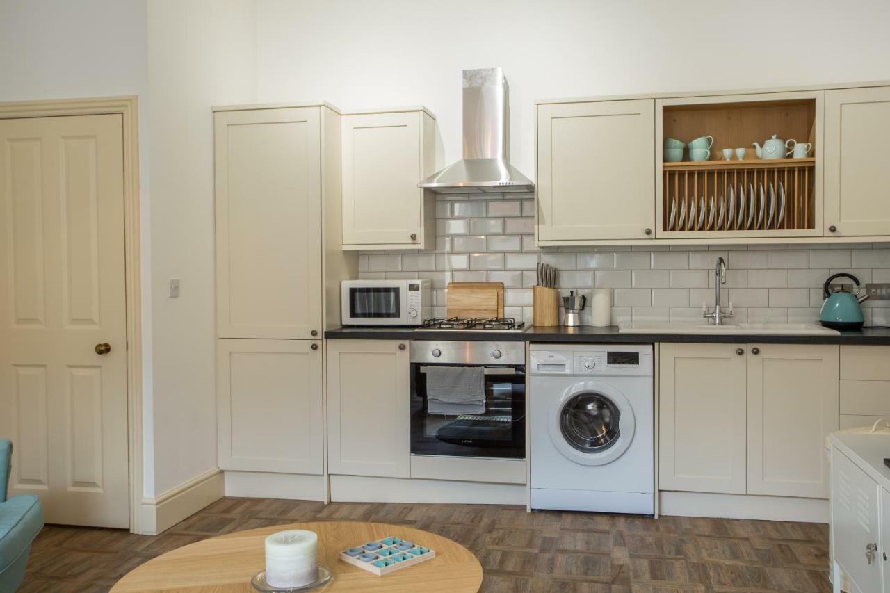 Stylish Apartment Close To Gloucester Quays & Docks Dış mekan fotoğraf